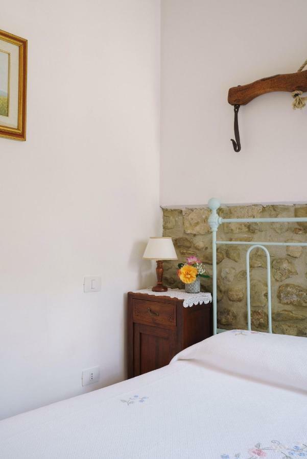La Locanda Dell'Olmo Орвието Екстериор снимка
